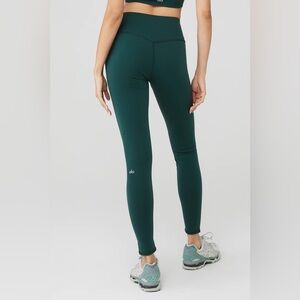 ALO Yoga Green fleeced Leggings